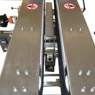 Transporteur de codage automatique pour les bouteilles de produits chimiques